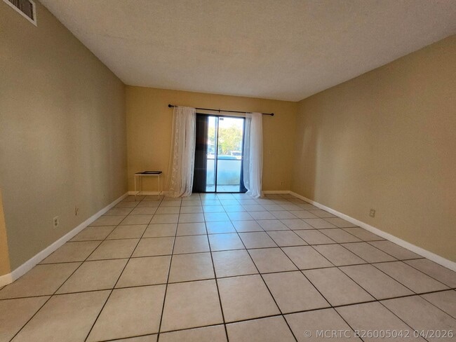 Photo - 545 Trace Cir Unit 105