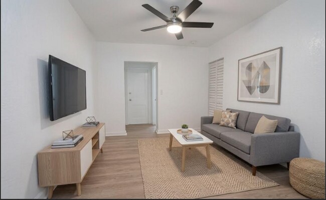3631 Thomas Ave Miami, FL 33133