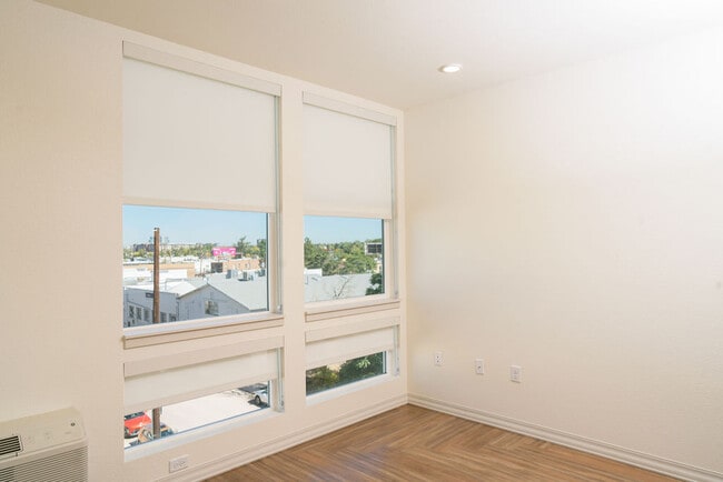 Photo - Residences on Acoma