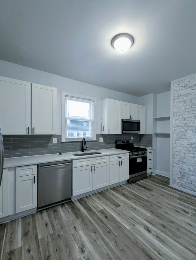 Kitchen 1 - 105 Richelieu Ter Unit 2