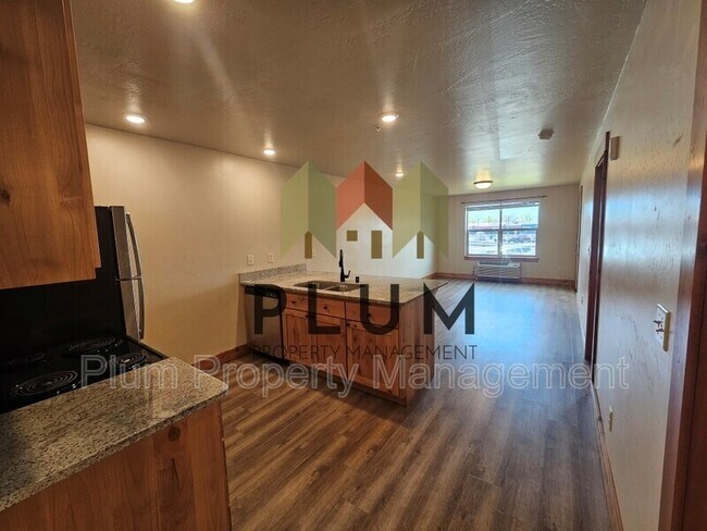 Photo - 1245 Waverly St Unit #202
