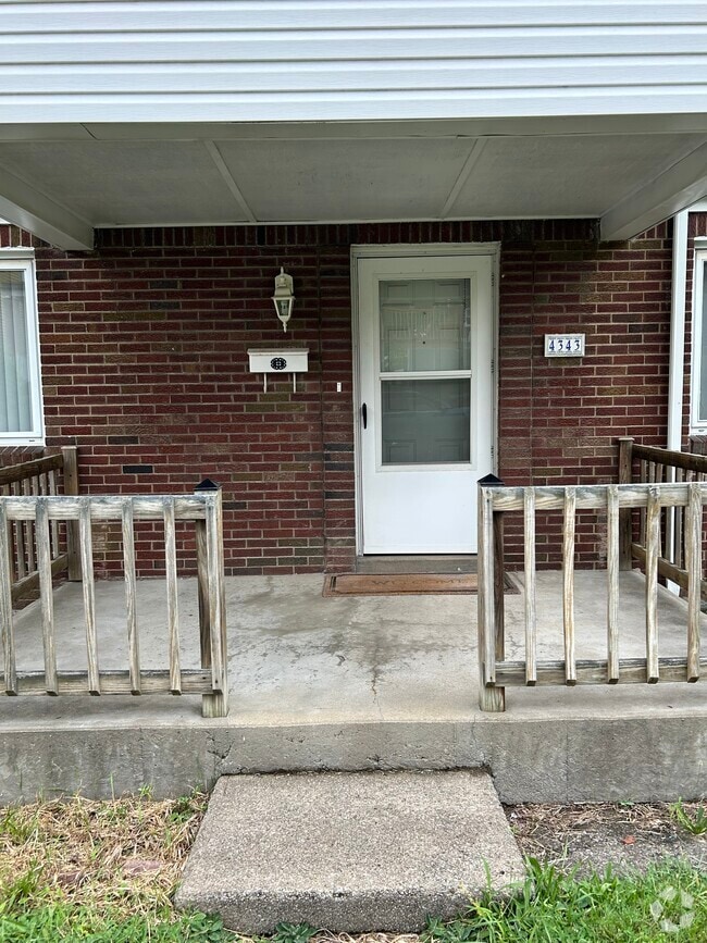 Building Photo - 4343 Bristol St Rental