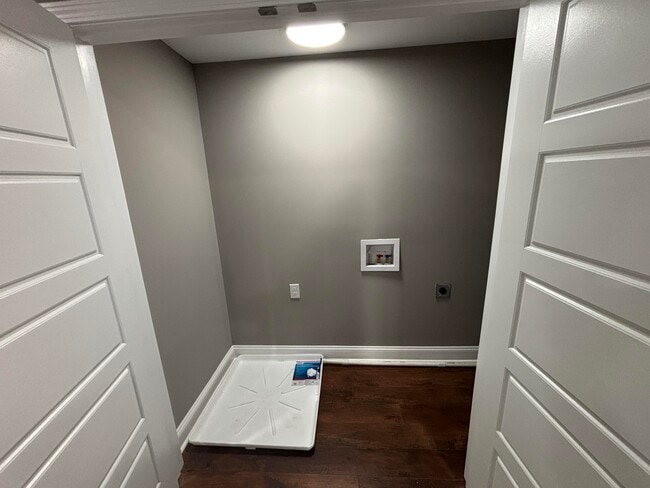 Photo - 402 Gunn St Unit 202