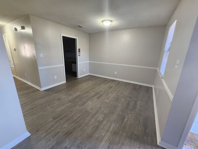 Photo - 2924 Henry St Unit A