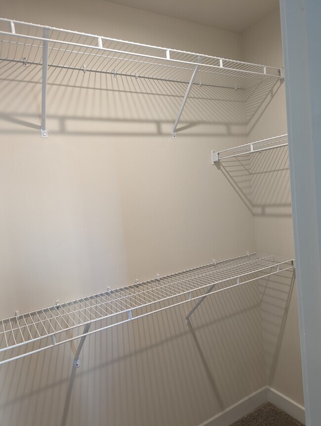 Photo - 1114 Gleason Way