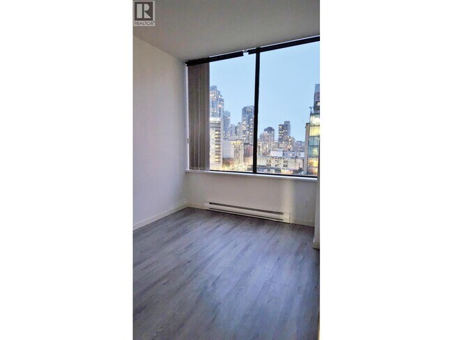 1010 Howe St Unit 6xx