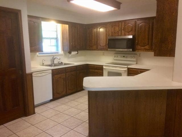 Photo - 1225 Lois Ln