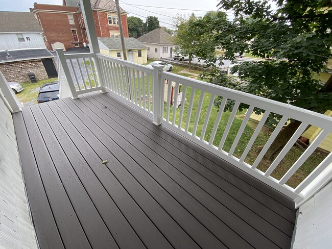 Photo - 637 Main St Unit Apt B