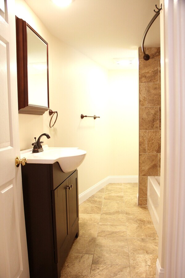 Photo - 153 N Winooski Ave Unit APT 10