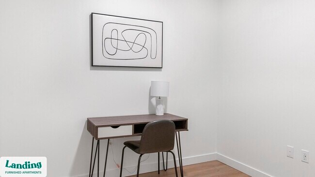 Photo - 632 Howard Rd SE Unidad 325