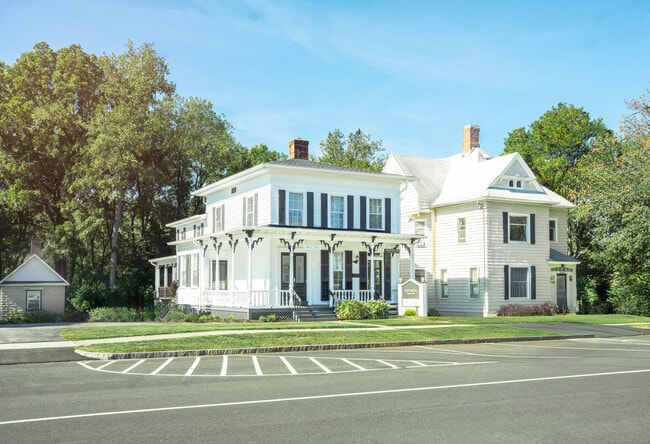 Photo - 2247 Main St Unit 2 So.