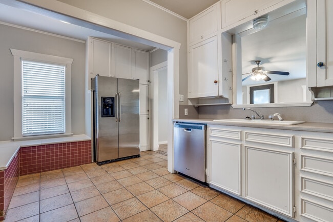 Photo - 3125 Lubbock Ave