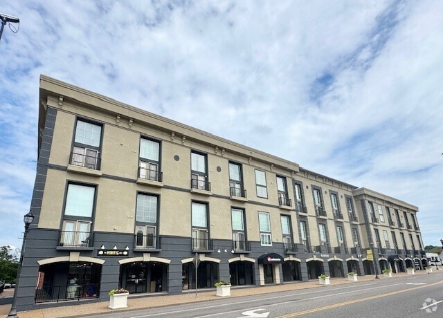 Building Photo - 200 S Kirkwood Rd Unit 323 Rental