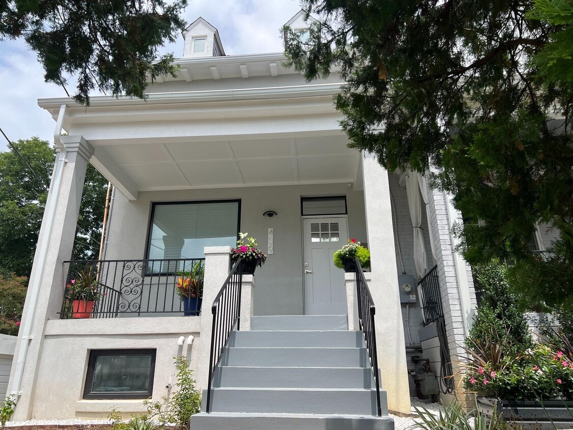 Photo - 439 Hamilton St NW (Washington, DC)