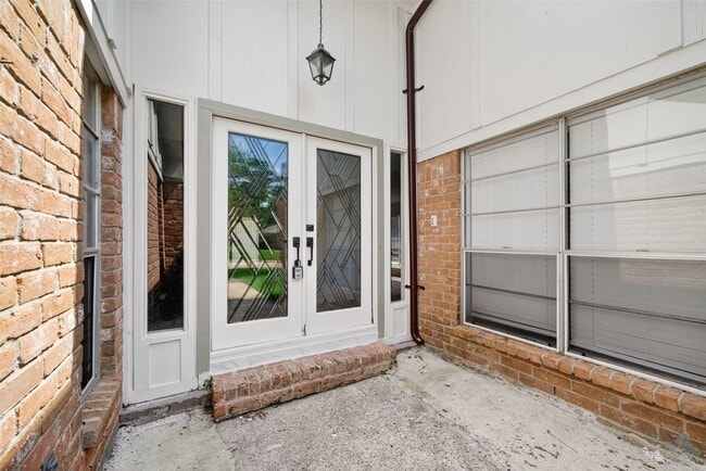 Photo - 1834 Shadow Rock Dr