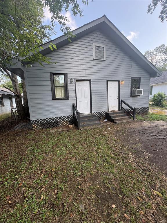 Photo - 721 Central St