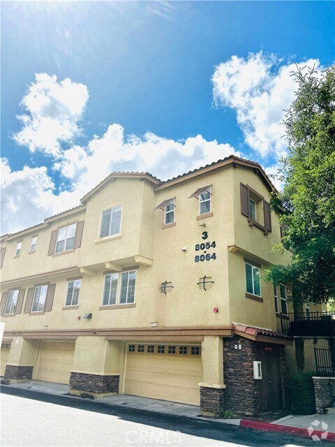 Building Photo - 8054 Cresta Bella Rd Rental