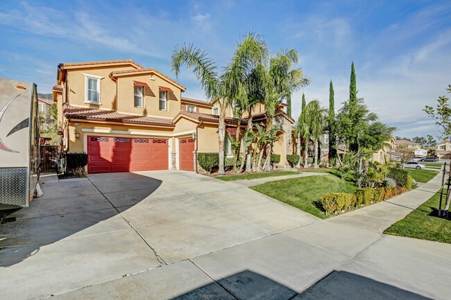 Building Photo - Coming Soon! Stunning 5/4.5 pool home located in the desirable North Fontana Coyote Canyon area.