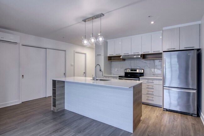 Photo - 9675 Av. Papineau Unit 213