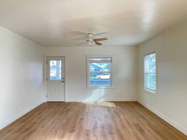 Photo - G22500E Unit 225 South G Street