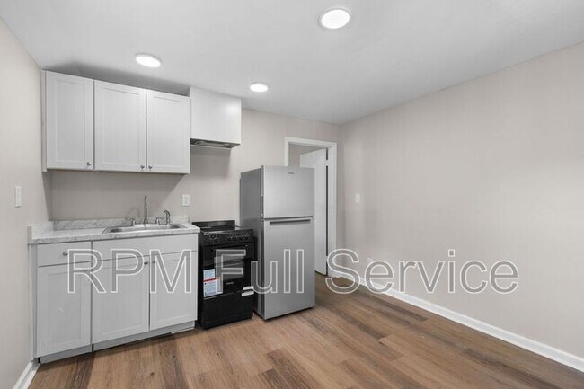 Photo - 325 54th Ave N Unidad E