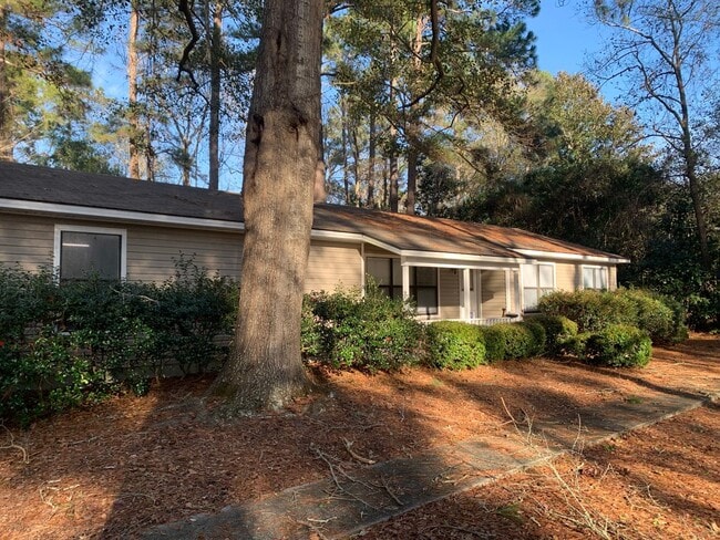 Photo - 107 S Edgewood Dr Apartment Unit 107 South Edgewood Drive - A
