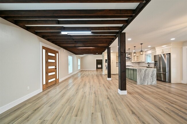 Photo - 10930 White Thorn St