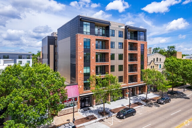 320 East College Avenue