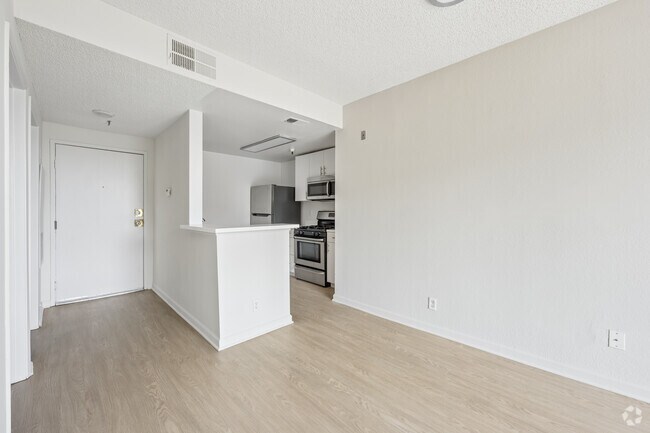 Studio - 575SF - Dining Room