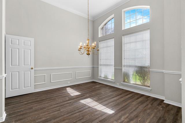 Photo - 1513 Endicott Dr