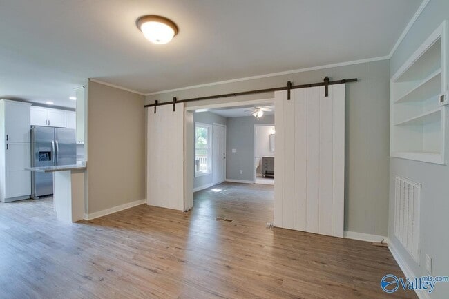 Photo - 3803 McEwen Dr NW