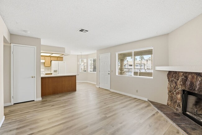 Photo - 2 bed, 2 bath Condo Right outside of Summerlin!