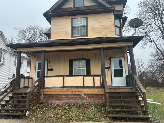 Building Photo - 409 Eastern Ave Unit 411 Eastern