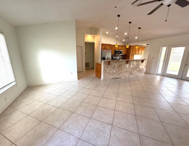 Photo - Spacious 3-Bed/2-Bath Home for Rent! Saras...