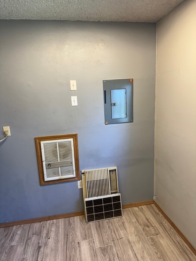 Photo - 227-4000 4000 Rd