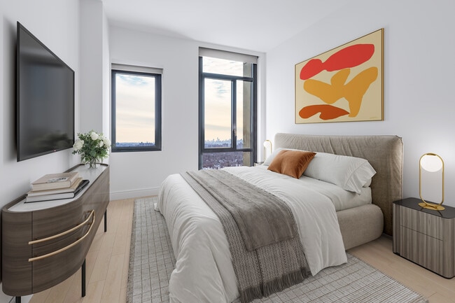 Photo - 360 Huguenot