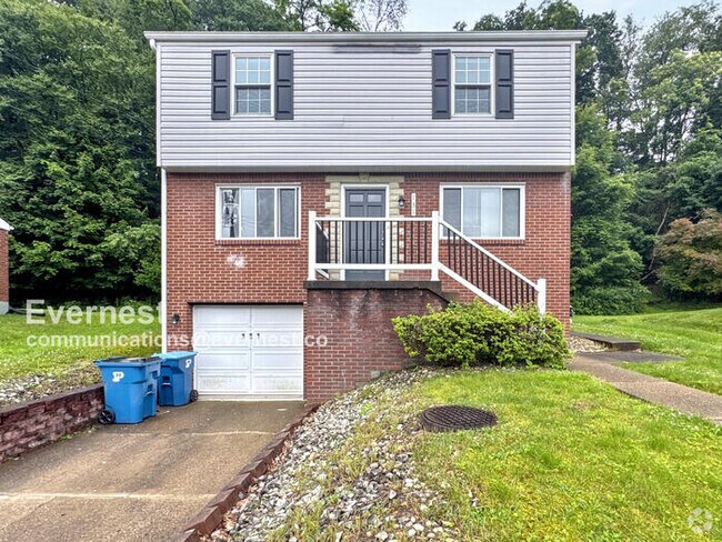 Building Photo - 131 Greenview Dr Rental