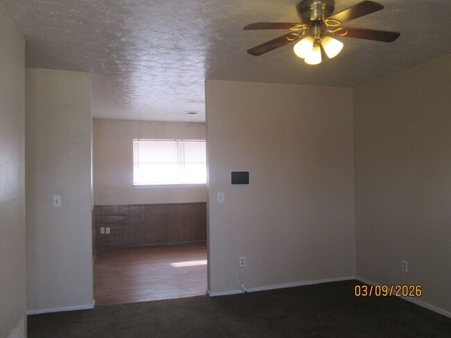 Photo - HOUSE - 3 bedrooms, 2 bathrooms, single car garage