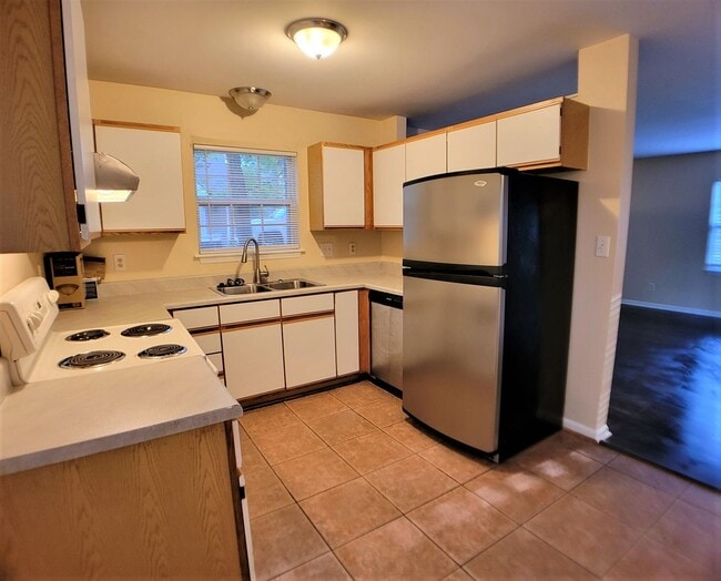 Photo - Great 3BD/2BA Durham home with easy access...