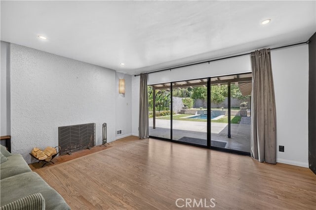 Photo - 614 N Glendora Ave