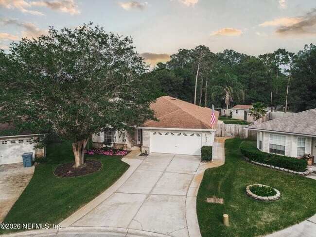 511 Chancellor Dr E