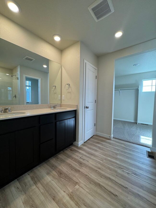Photo - Beautiful newer House in Timnath Lakes!