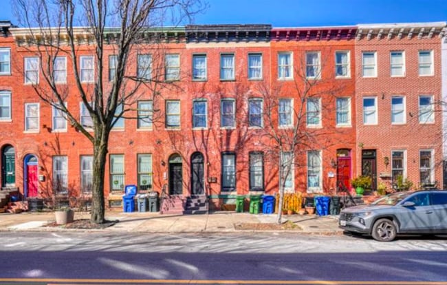 Photo - 1324 W Lombard St