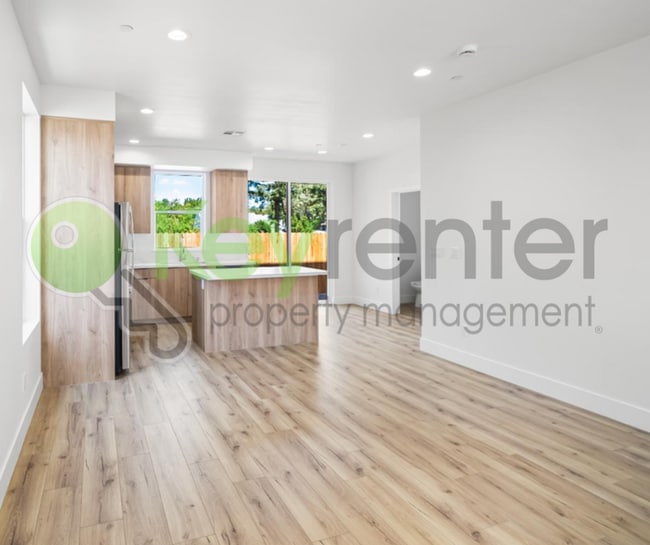 Photo - 967 Olive Br Pl