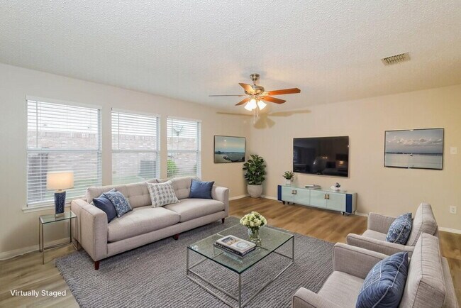 Photo - 1311 Dakota Trail