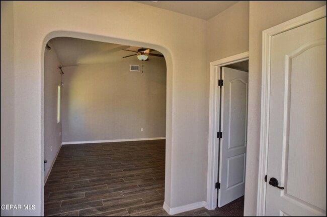 Photo - 2120 Thomas Lackland St