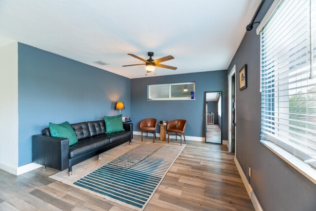 Photo - 5840 NE 1st Terrace