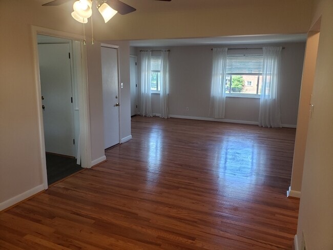 Photo - 4929 Kelsch Ln Unit #2