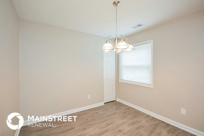 Photo - 1534 Flicker Rd