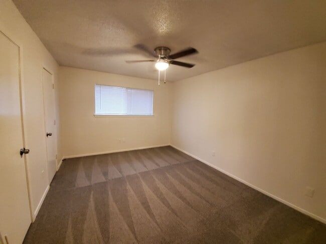 Photo - 106/108 Westpark N Dr Duplex Unit 106